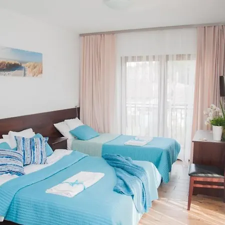 Grot לינה וארוחת בוקר 3*