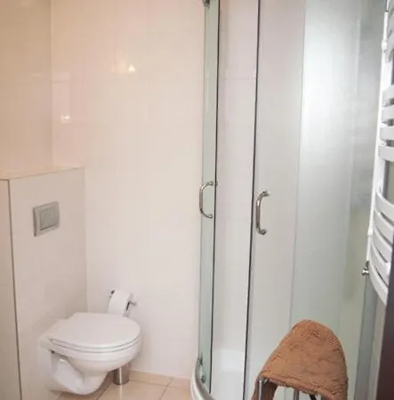 לינה וארוחת בוקר Grot מיצ'יצ'ניו