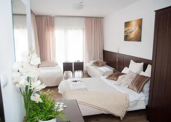 Grot Bed & Breakfast 3*